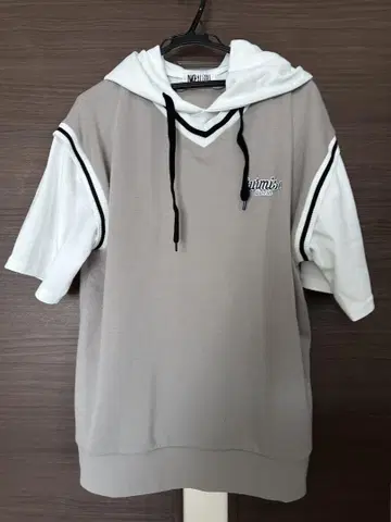 후드 부착 베이지 화이트 후드티