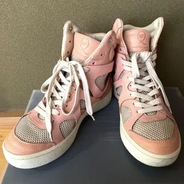 Alexander McQueen & puma 콜라보 하이컷 스니커즈