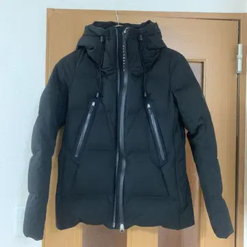 정품 DESCENTE 데상트 올터레인 마운테니어 L 블랙