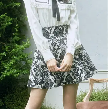 Ank Rouge BACKZIP 하이웨스트 플레어 SK