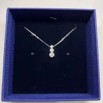 스와로브스키 어트랙트 트릴로지 라운드 목걸이 5414970