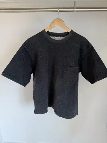 AURALEE STAND UP T셔츠 size 4