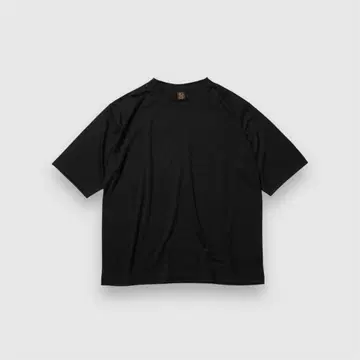 새상품급 BATONER 워셔블 울 T셔츠 블랙 L