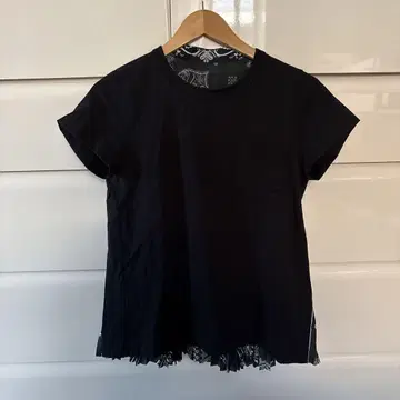 sacai 백 플리츠 티셔츠
