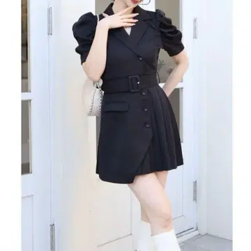 ROYAL PARTY 퍼프 슬리브 자켓 플리츠 미니 원피스 블랙