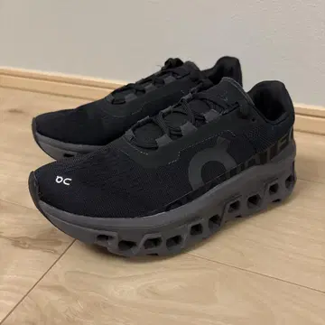 [새상품급] 온 클라우드몬스터 23cm cloud monster