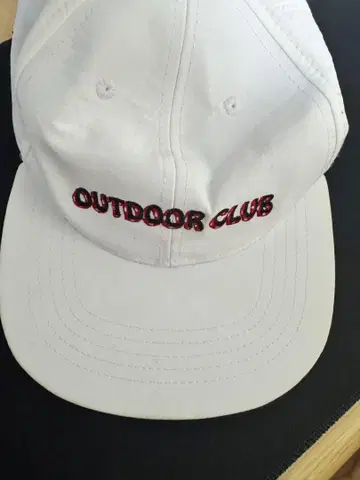 RVCA OUTDOOR CLUB 캡 화이트