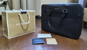 MICHAEL KORS 해리슨 브리프 케이스