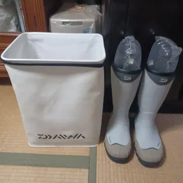 DAIWA 낚시용 부츠 그레이 수납 봉투 포함