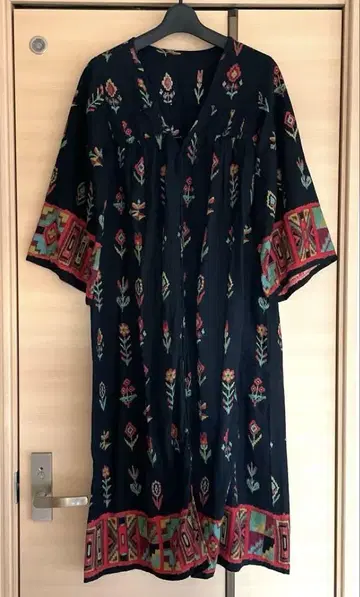 티티카카 7부 소매 앞 버튼 원피스