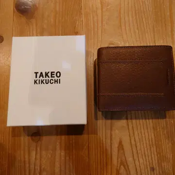 TAKEO KIKUCHI 브라운 접이식 지갑