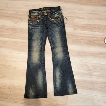 레드페퍼 부츠컷 데님