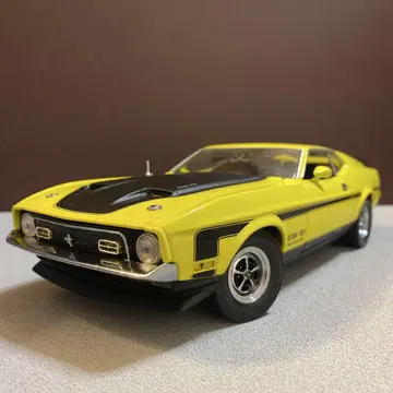 1/18 머스탱 보스 351