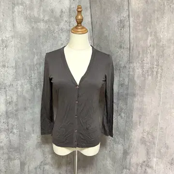 미사용 새상품 CHAN LUU 포켓 V넥 가디건 얇은 소재 고급