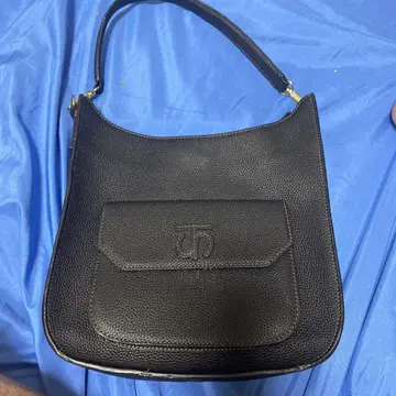 가죽 숄더백 블랙