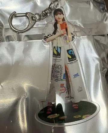 쿠보 시오리 아크릴 키링