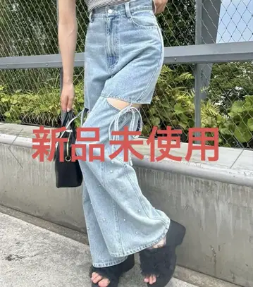 사이드 슬릿 비쥬 데님 팬츠 MAJESTIC LEGON