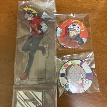 CrazyRaccoon 달마이즈갓 아크릴 스탠드 캔뱃지 2개