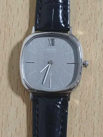 SEIKO 샤리오 2바늘 1980년대 작동 양호