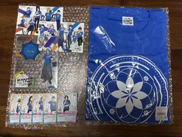 Nijisanji T셔츠와 카드 세트