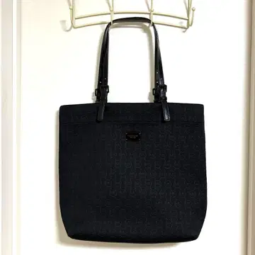새상품급 마이클코어스 Michael Kors 네오프렌 여성용 토트백