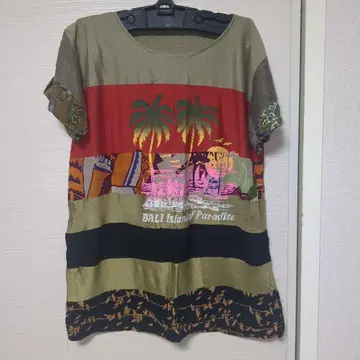 발리섬 인도네시아 핸드메이드 수베니어 티셔츠 M 사이즈 상당