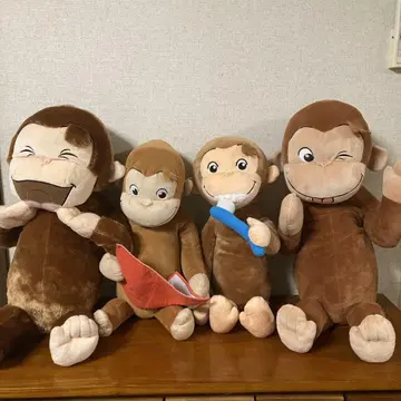 오사루의 조지 봉제 인형 4체