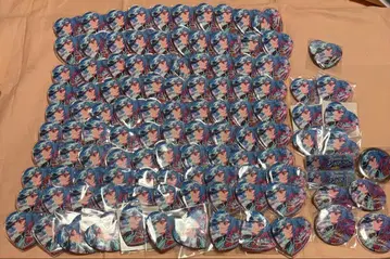 앙스타 히비키 와타루 캔뱃지 108점