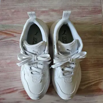 PUMA 스니커즈 23cm 화이트