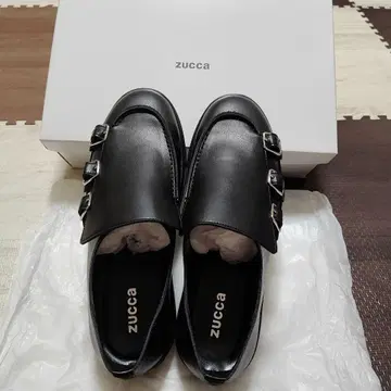 [새상품] zucca 주카 블랙 로퍼 더블 버클 M 사이즈
