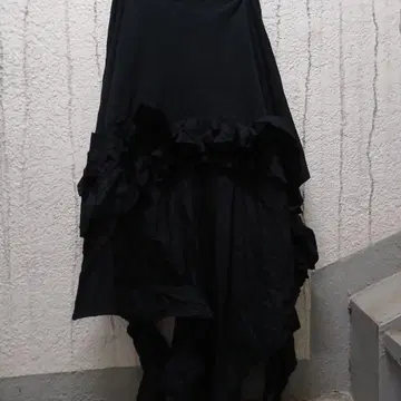 alice auaa 프릴 블랙 판초