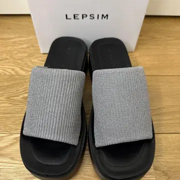 LEPSIM 그레이 샌들 M 사이즈