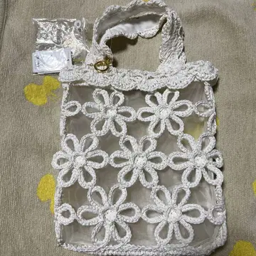 페일러 꽃무늬 뜨개질 화이트 토트백