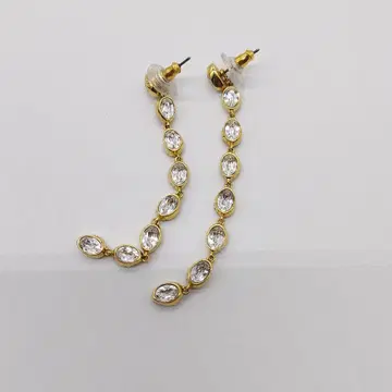 새상품급 Swarovski 스와로브스키 골드 귀걸이 고급스러움