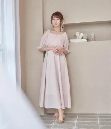 RoseMuse open shoulder relax one piece