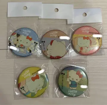 헬로키티 전시회 회장 한정 캔뱃지