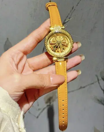 오렌지 가죽 골드 케이스 손목시계