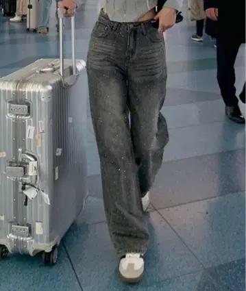 오로라 큐빅 빈티지 루즈 데님 팬츠 XS 사이즈 그레이