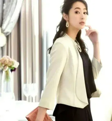 미사용 새상품 루일 에 부티크 볼레로 자켓 L 테일러드