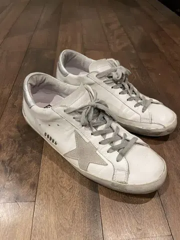 GOLDEN GOOSE DB 화이트 스니커즈