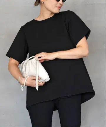 두지엠 클라세 CELERI Cocoon Oversized 티셔츠