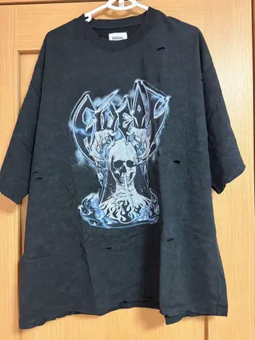 GIDEAL clash scull print t shirt
