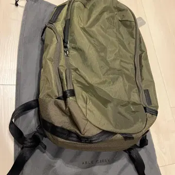 ABLE CARRY 어스 그린 백팩