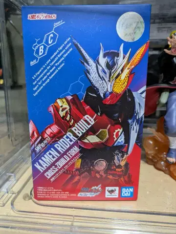 S.H.Figuarts 가면라이더 크로즈 빌드