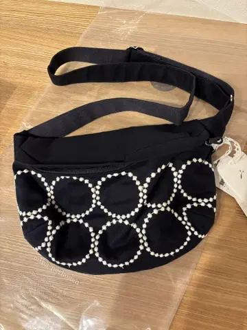 미나 페르호넨 tambourine copains bag NAVY