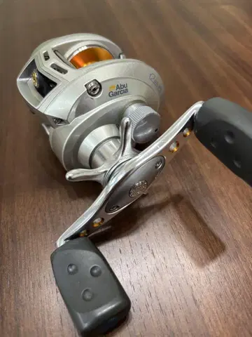 Abu Garcia Revo STX 베이트릴