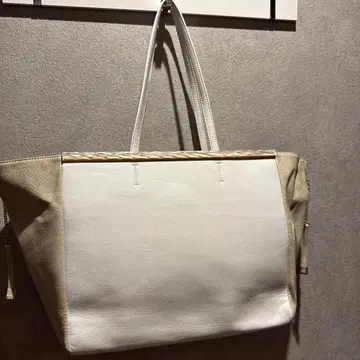 FUMIKODA GINA 토트백 화이트/베이지