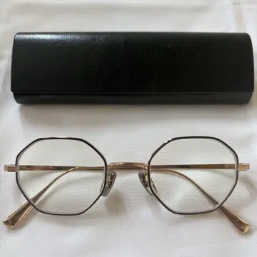 메가네이치바 DIONA classic