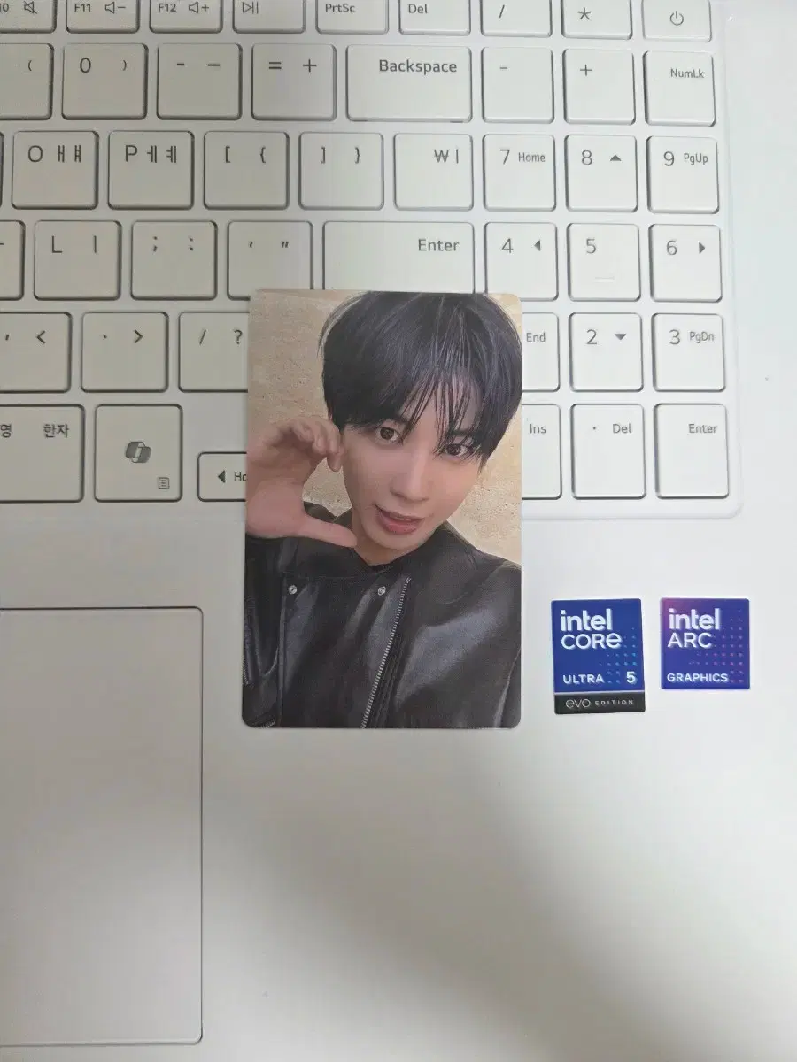 TXT taehyun pop up pre-order benefit poca sell