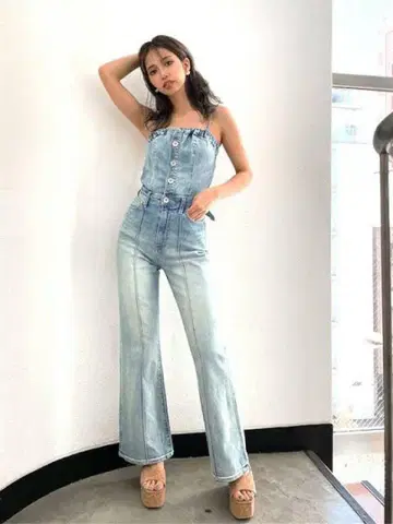 GYDA 라이트 블루 데님 멜빵바지